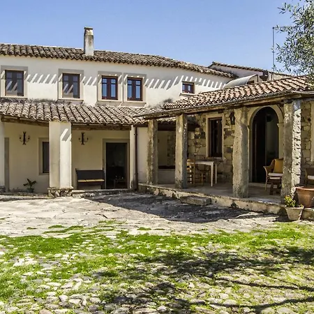 Farma Il Borgo Dell'arcangelo Barùmini