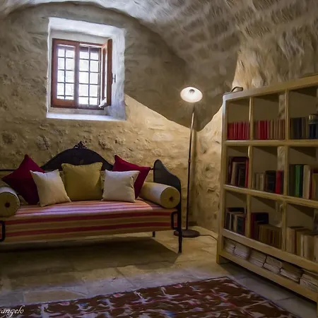 Il Borgo Dell'arcangelo Barùmini
